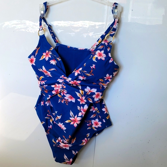 Brand new swimsuit size 8 George - Picture 1 of 2